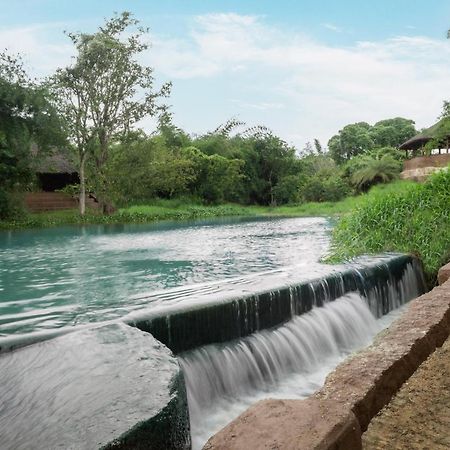 Hampi'S Whiskers Resort ภายนอก รูปภาพ