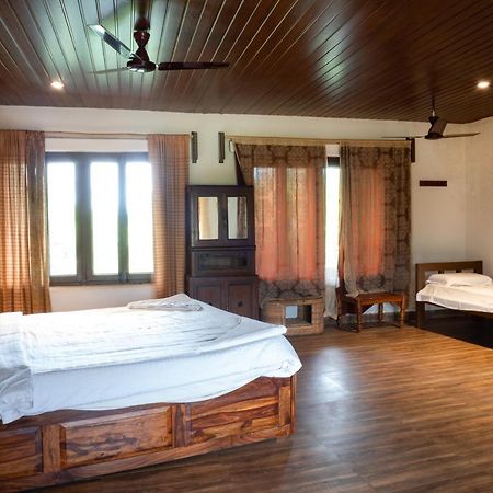 Hampi'S Whiskers Resort ภายนอก รูปภาพ